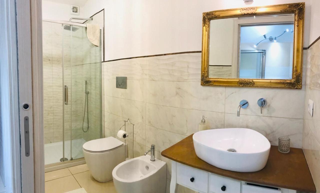 Camera Privata “Un Nido A Castello” Hotel Cagliari Kültér fotó